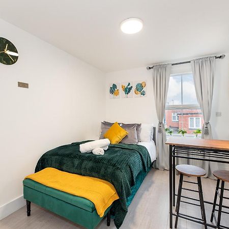 Small And Trendy Studio 3B Londyn Zewnętrze zdjęcie